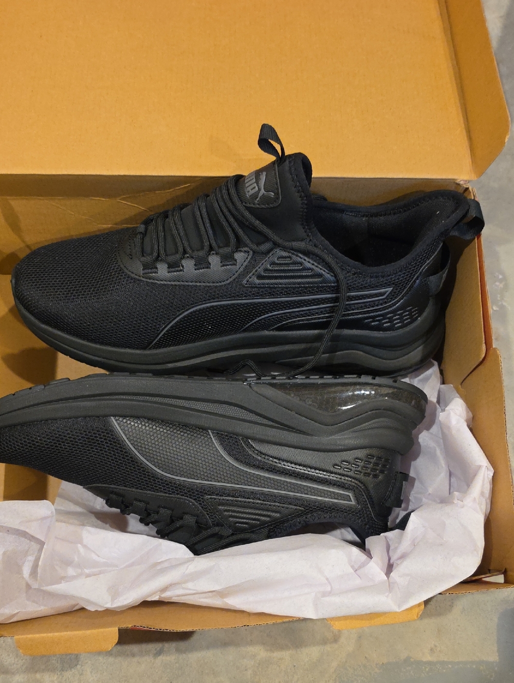 Puma Men's Black Low-Top Mesh Running Sneakers